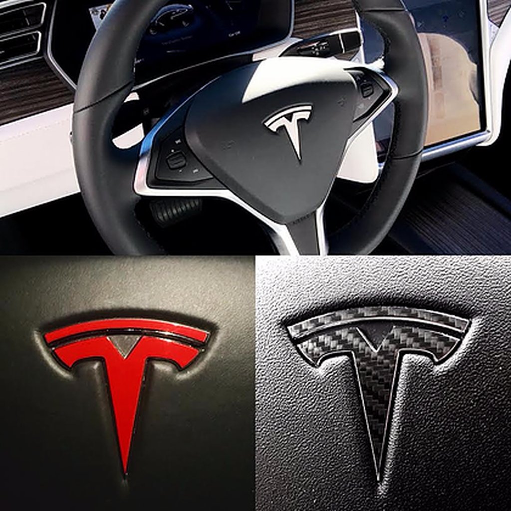 Джип с логотипом Тесла