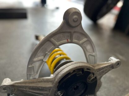 Meyle Querlenkersatz inkl. Schrauben für Tesla Model 3 / Y - Image 3